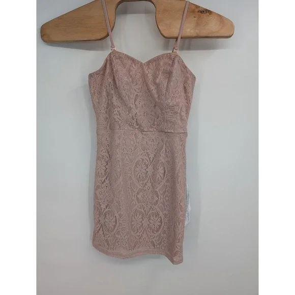 Dress the Population NWT Women's Medium Pink Leanne Lace‎ Mini Dress - Picture 2 of 5